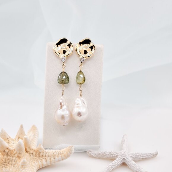 Baroque Pearl & Green Tourmaline Earrings, 14K Gold Filled CZ Hammered Studs - Picture 5 of 9